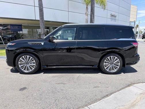 Black Obsidian 2026 INFINITI QX80 Luxe