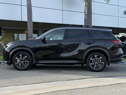 Mineral Black/Graphite Shadow 2026 INFINITI QX60 AUTOGRAPH