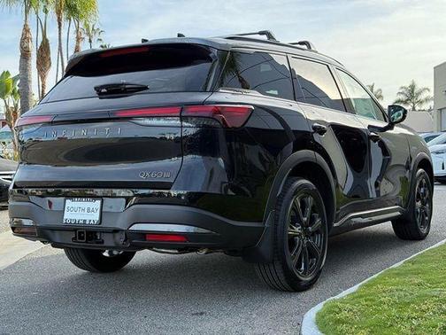 Mineral Black/Graphite Shadow 2026 INFINITI QX60 AUTOGRAPH