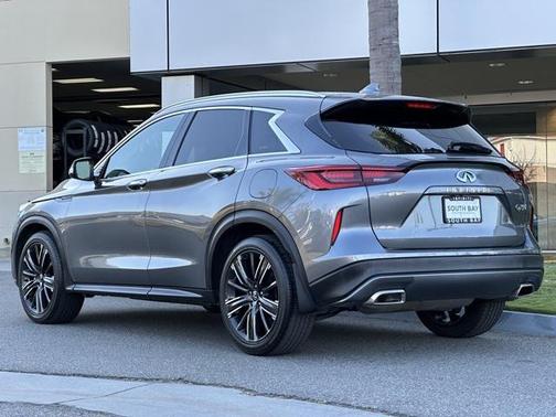 2022 INFINITI QX50 LUXE