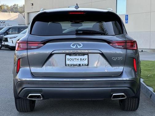 2022 INFINITI QX50 LUXE