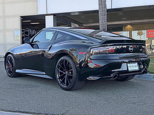 Black Diamond Pearl 2025 Nissan Z Performance Manual Transmission