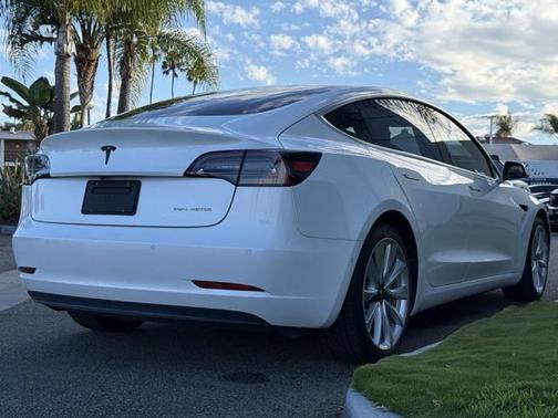 2018 Tesla Model 3 Long Range