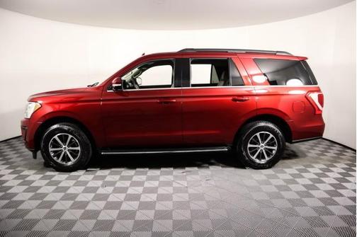 Photo 4 of 28 of 2019 Ford Expedition XLT