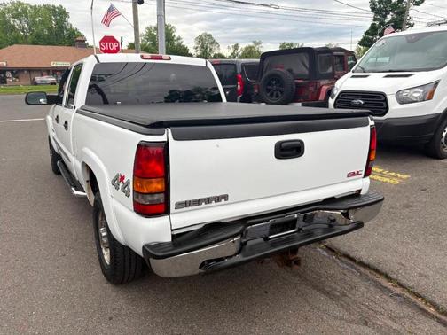 2004 GMC Sierra 2500 SLE