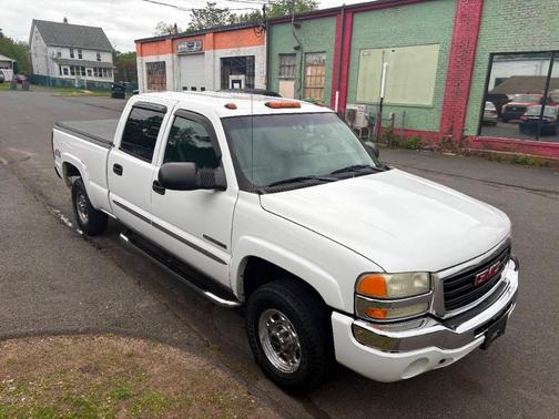 2004 GMC Sierra 2500 SLE