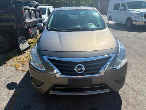 2015 Nissan Versa 1.6 SV