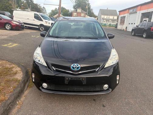 2012 Toyota Prius v Five