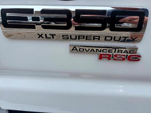 2013 Ford E350 Super Duty XLT