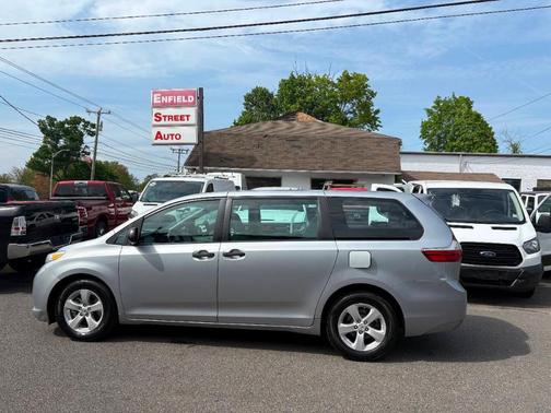 2015 Toyota Sienna L