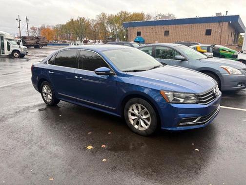 2016 Volkswagen Passat 1.8T S