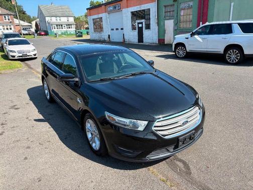 2013 Ford Taurus SEL