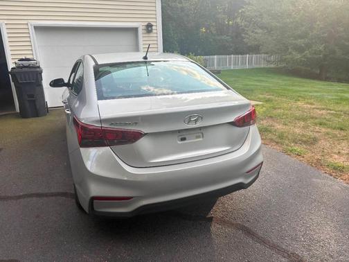 2021 Hyundai Accent SE