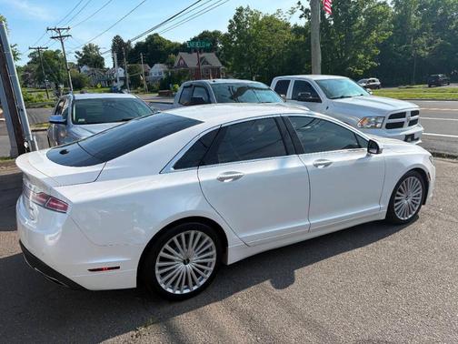 2017 Lincoln MKZ Reserve