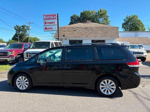 2013 Toyota Sienna XLE