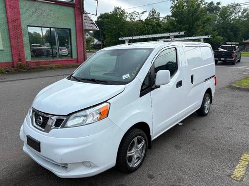 2020 Nissan NV200 SV