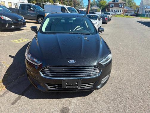 2013 Ford Fusion S