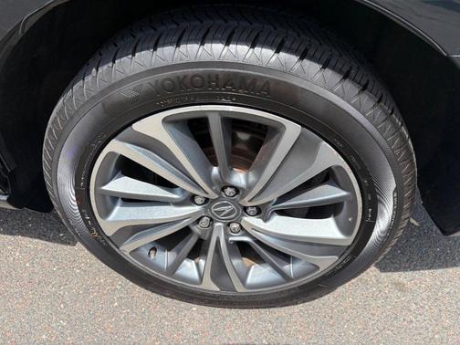 2017 Acura MDX 3.5L w/Technology Package