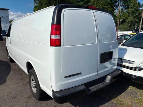 2022 Chevrolet Express 3500 Work Van