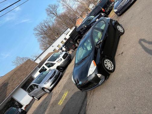 2013 Toyota Prius c Two