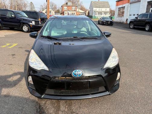 2013 Toyota Prius c Two