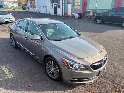 2017 Buick LaCrosse Essence