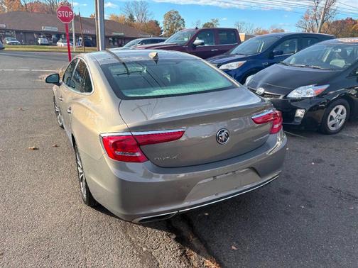 2017 Buick LaCrosse Essence