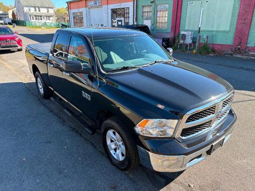2018 RAM 1500 SLT