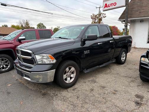2018 RAM 1500 SLT