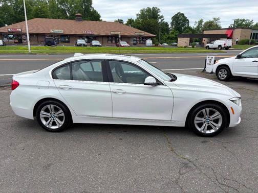 2017 BMW 330 i xDrive