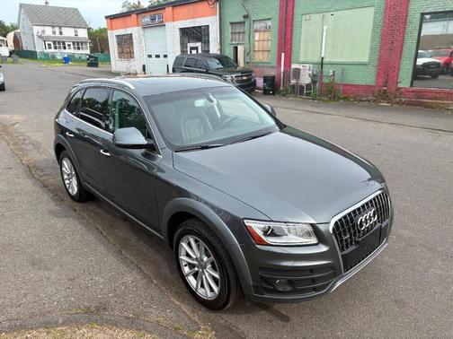 2017 Audi Q5 2.0T Premium Plus