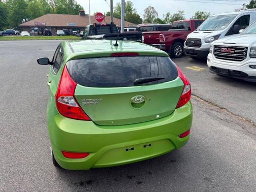 2013 Hyundai Accent GS