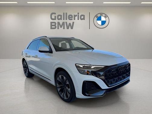 2025 Audi Q8 55 Premium