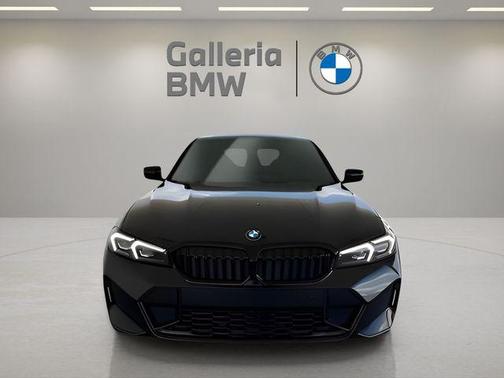 2023 BMW 330 i
