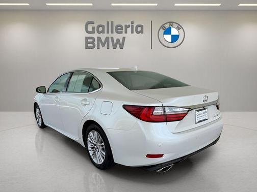 2017 Lexus ES 350 Base