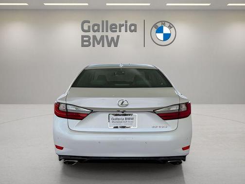 2017 Lexus ES 350 Base