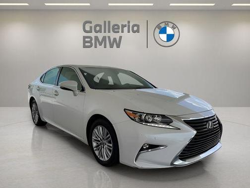 2017 Lexus ES 350 Base
