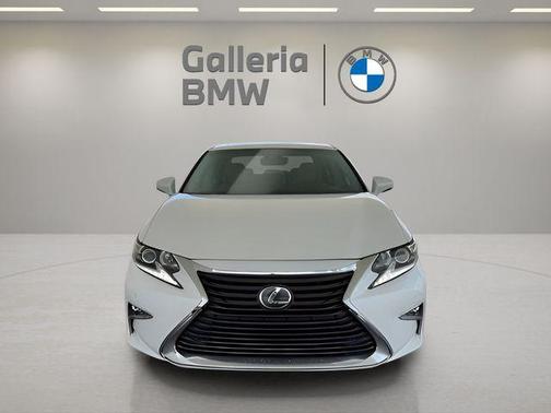 2017 Lexus ES 350 Base