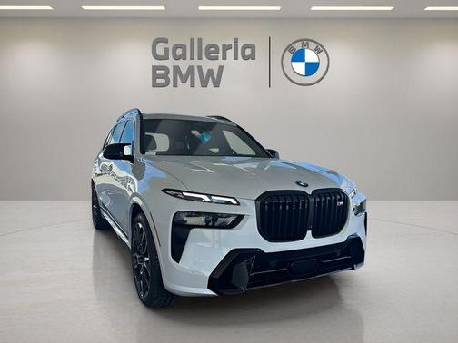 2026 BMW X7 M60i