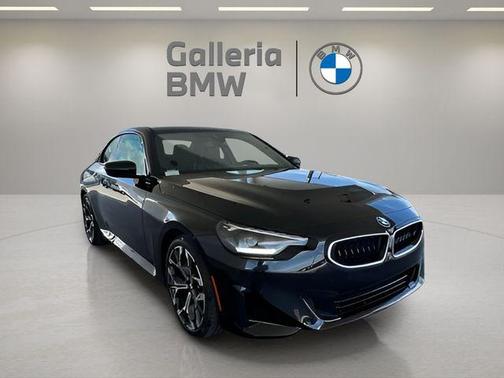 2026 BMW 230 i