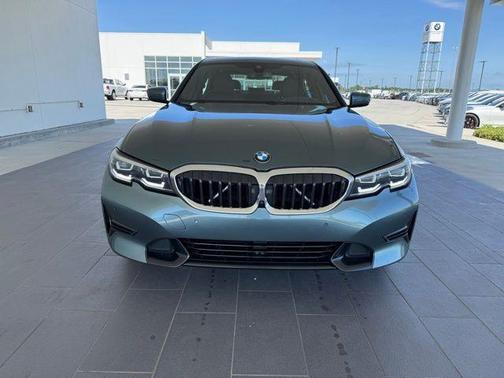 2021 BMW 330 i