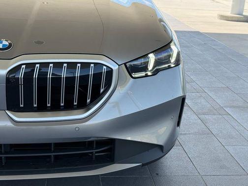 2025 BMW 530 i