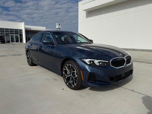 2025 BMW 330 i