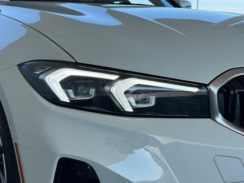 2026 BMW 330 i NA