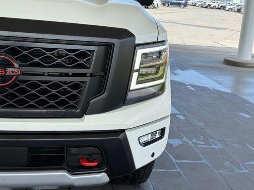 2024 Nissan Titan PRO-4X