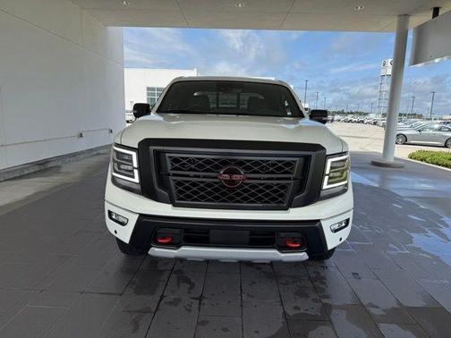 2024 Nissan Titan PRO-4X