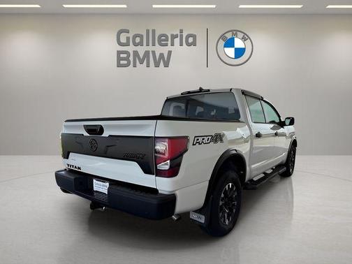 2024 Nissan Titan PRO-4X