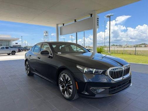 Black Sapphire Metallic 2027 BMW 530 i xDrive