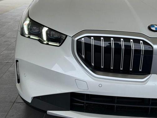 2025 BMW 530 i