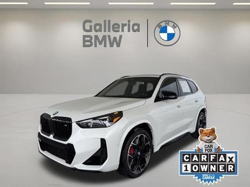 Mineral White Metallic 2025 BMW X1 M35i